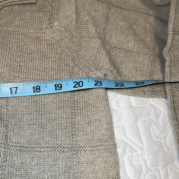 IZOD Sweater - Picture 6 of 8